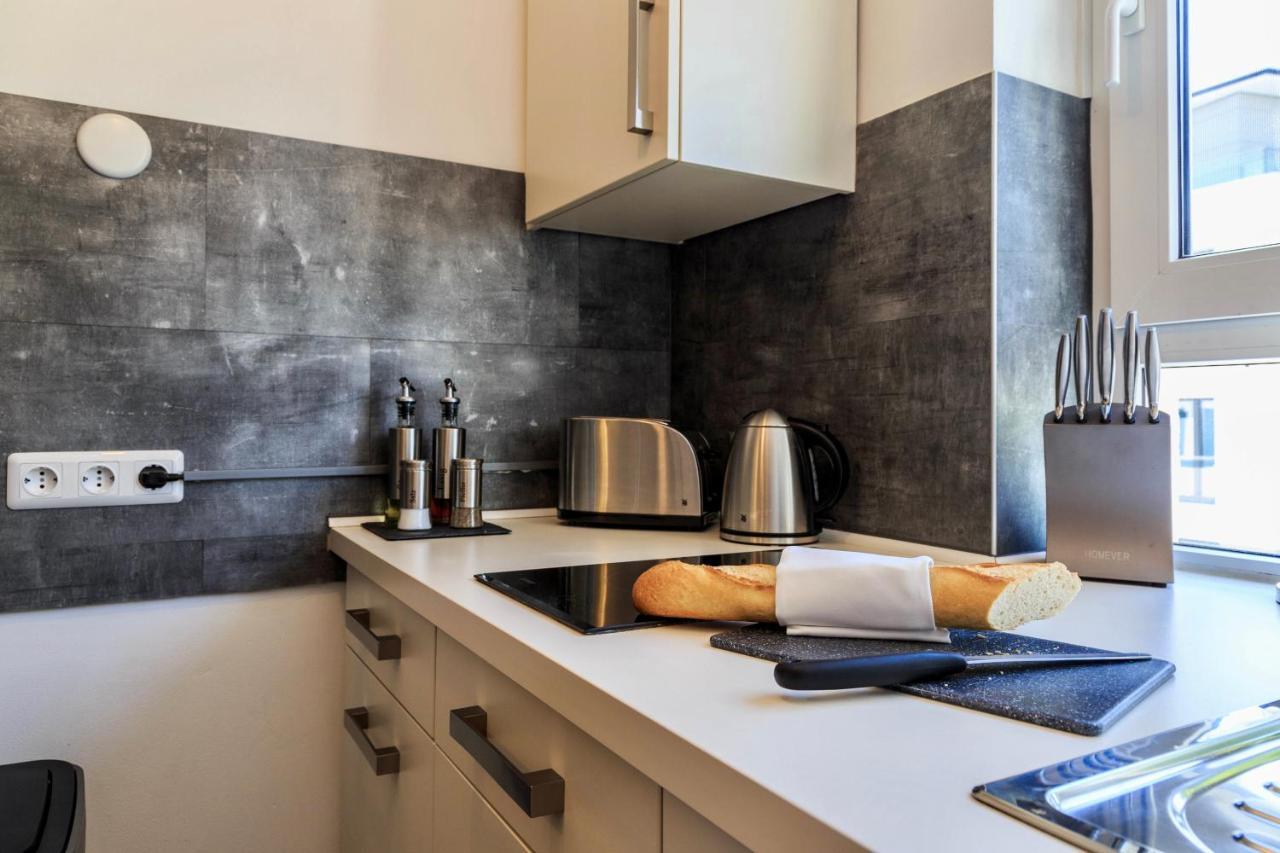 Auszeit Apartment Lakeside Mit Privatstrand Friedrichshafen Luaran gambar