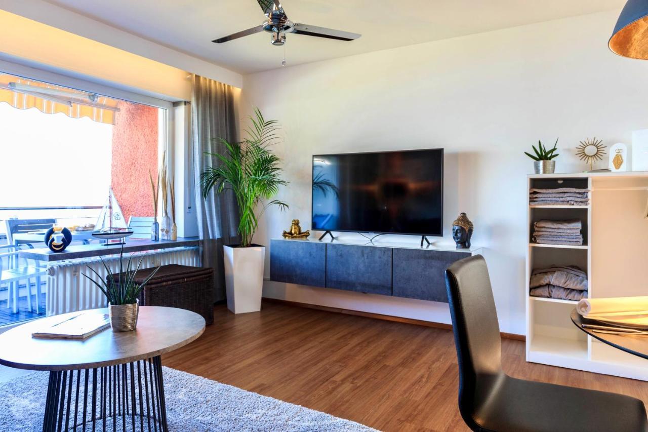 Auszeit Apartment Lakeside Mit Privatstrand Friedrichshafen Luaran gambar